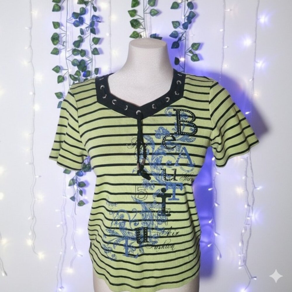 Laura Petites Lime Black Stripe Rhinestone Graphic Top M M‎ Casual Fashion